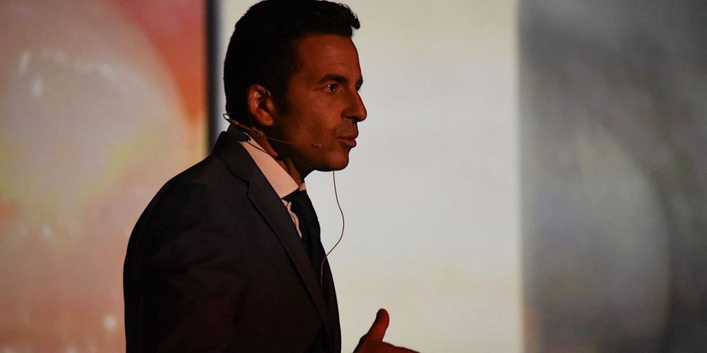 Стираемость зубов: гибридный подход лечения с применением Index техники. Практический курс Riccardo Ammannato