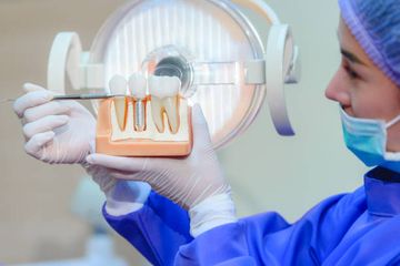 Computer-guided vs freehand placement of immediately loaded dental implants: 5-year post-loading results of a randomised controlled trial
