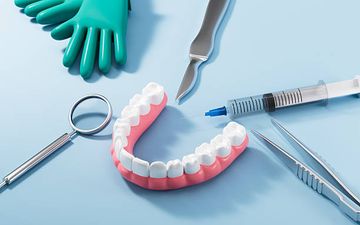 Fluxo de Trabalho Totalmente Digital para Carga Imediata de Prótese de Titânio-Resina Retida por Parafuso em Conectores de Nível de Tecido Morse Cone: Resultados de 1 Ano Pós-Carga de uma Série de Casos