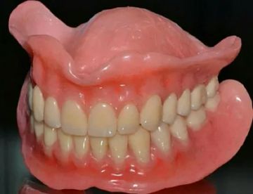 Caratteristiche delle protesi nella vecchiaia. Preparazione psicologica