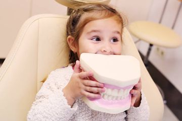 Acute Herpetic Gingivostomatitis (AHGS) in Children: Clinical Characteristics, Diagnosis and Treatment
