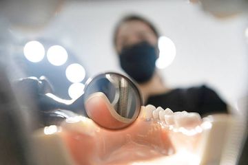 A randomized controlled evaluation on different implant surfaces
