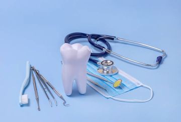 Lesões Não Cárie. Distúrbios do Desenvolvimento Dental: Fluorose Dental, Hipomineralização de Molares e Incisivos, Hipoplasia do Esmalte, Amelogênese Imperfeita
