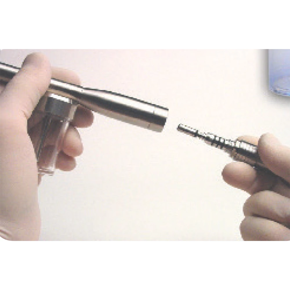 MicroEtcher CD - Kit de arenado intraoral KaVo. Se conecta a la pieza de mano KaVo.