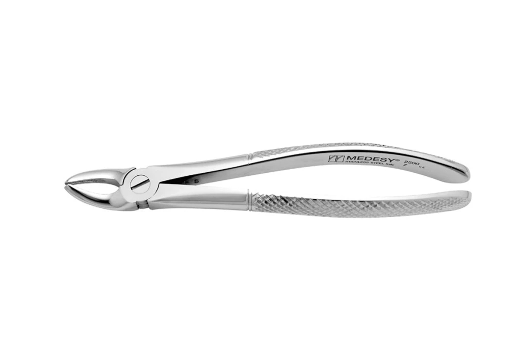 Maxillary premolar forceps
