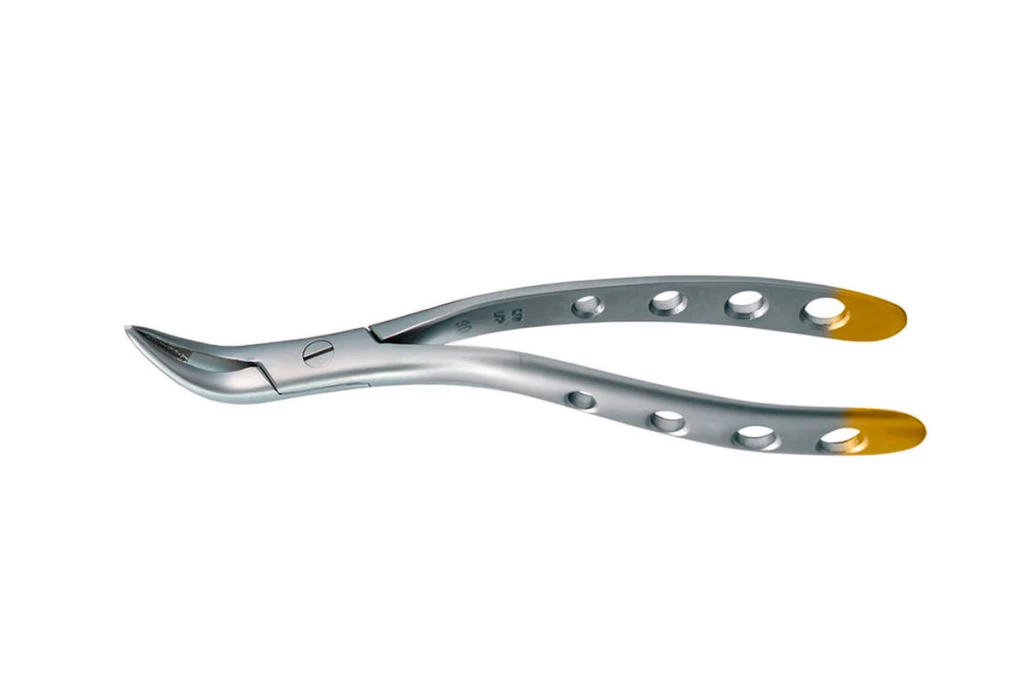 Root fragment forceps with diamond jaws