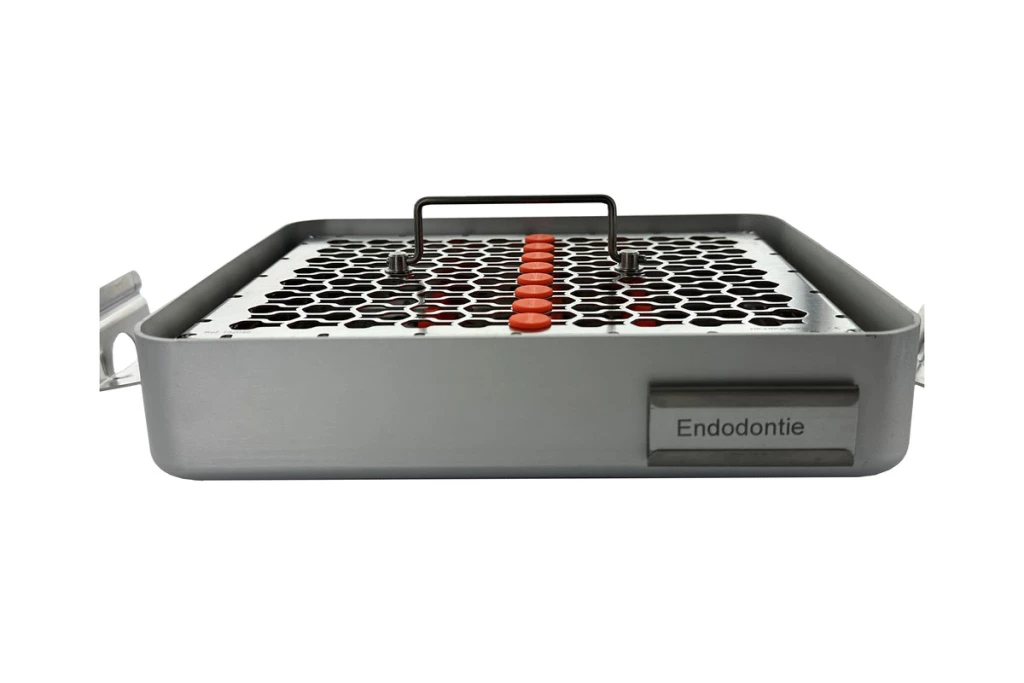 Handle for Galaxy cassette and washtray, so that the cassette can be easily lifted out of the sterilization cassette.
