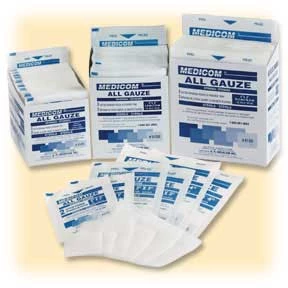 Esponja estéril de gasa de 2" x 2" y 8 capas Medicom, en envase estéril individual de apertura fácil.