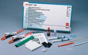Kit Introductorio 3M RelyX ARC - Cemento Resinoso Adhesivo, 1 - 4.5 Gm. Clicker
