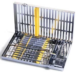 Cassettina per strumenti in acciaio inossidabile Signa-Stat 6,5" x 10,5" x 1,25" rossa.