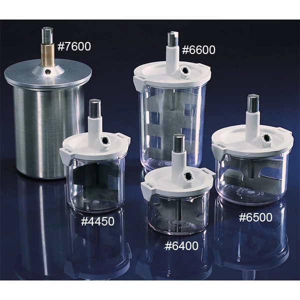 Vac-U-Mixer for Slow-Speed (425 rpm) Spatulation of Gypsums and Alginates under