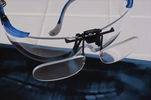 Praticon Flip-up ingranditori, potenza di ingrandimento 1.5X. Trasforma la prescrizione.