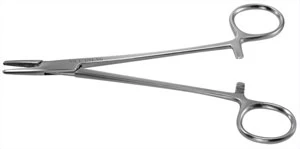 Osung Stainless Steel Needle Holder, NH01, 16.5 cm. Precision crafted. Ideal