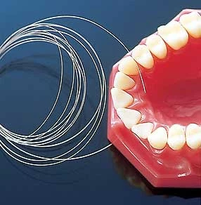 Diamond Floss Regular. Flexible, reusable "floss", Removes resin, composite