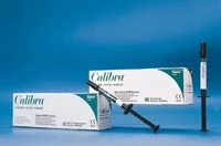 Calibra Base Medium, licht- und dualhärtender Kunstharz-Zement, Spritze Nachfüllung: 2 g